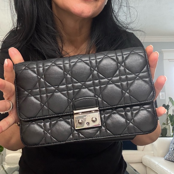 CHRISTIAN DIOR Lambskin Cannage Miss Dior Promenade Pouch Black - Picture 4 of 15